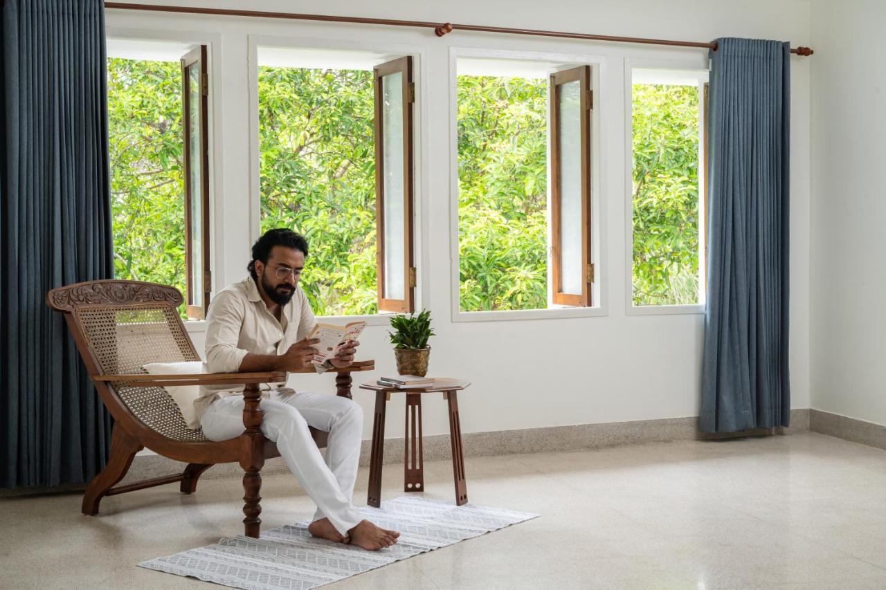 Hotel The Sacred Lotus Ayurveda Wellness Retreat Kochi Exterior foto