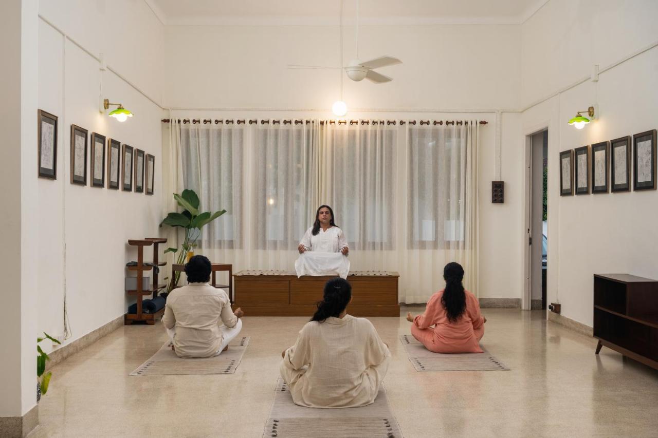Hotel The Sacred Lotus Ayurveda Wellness Retreat Kochi Exterior foto